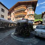 Hotel Central